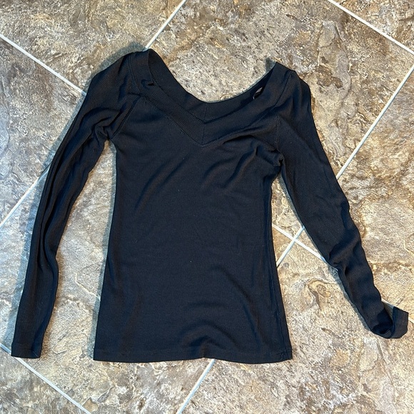 Vintage BEBE Soft Ribbed Top - Picture 3 of 3